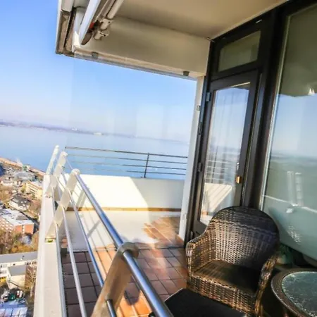 Sky And Sun * Timmendorfer Strand